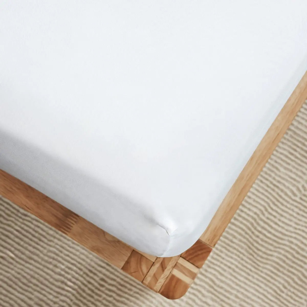 Airy CleanBamboo® Sateen+ Fitted Sheet