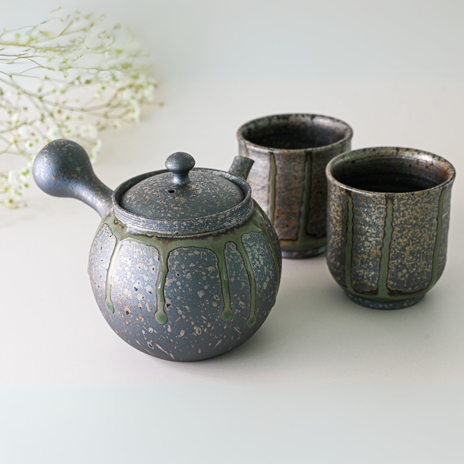 Japanese Kyusu Set - Teapot with Filters (230ml) and Two Cups by Aprika Life