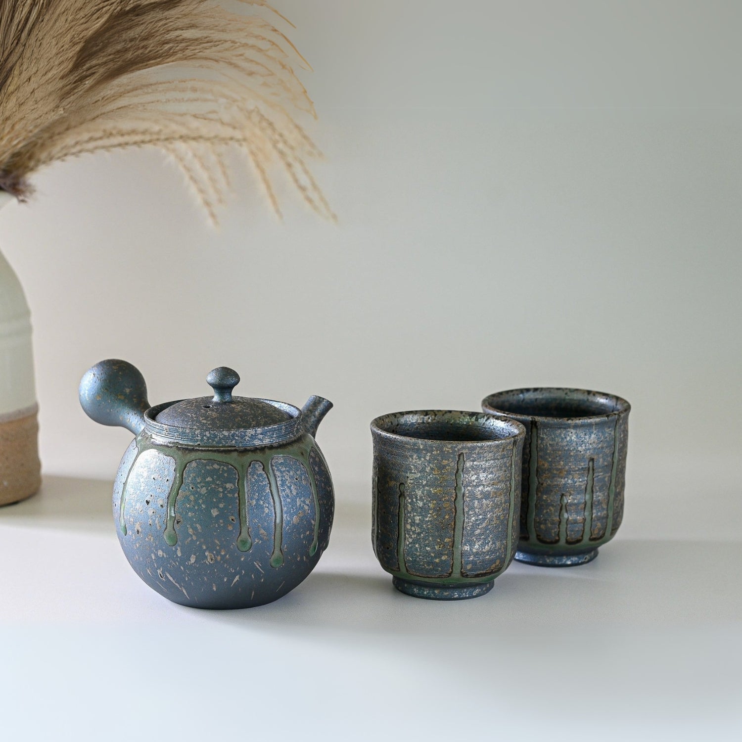 Japanese Kyusu Set - Teapot with Filters (230ml) and Two Cups by Aprika Life