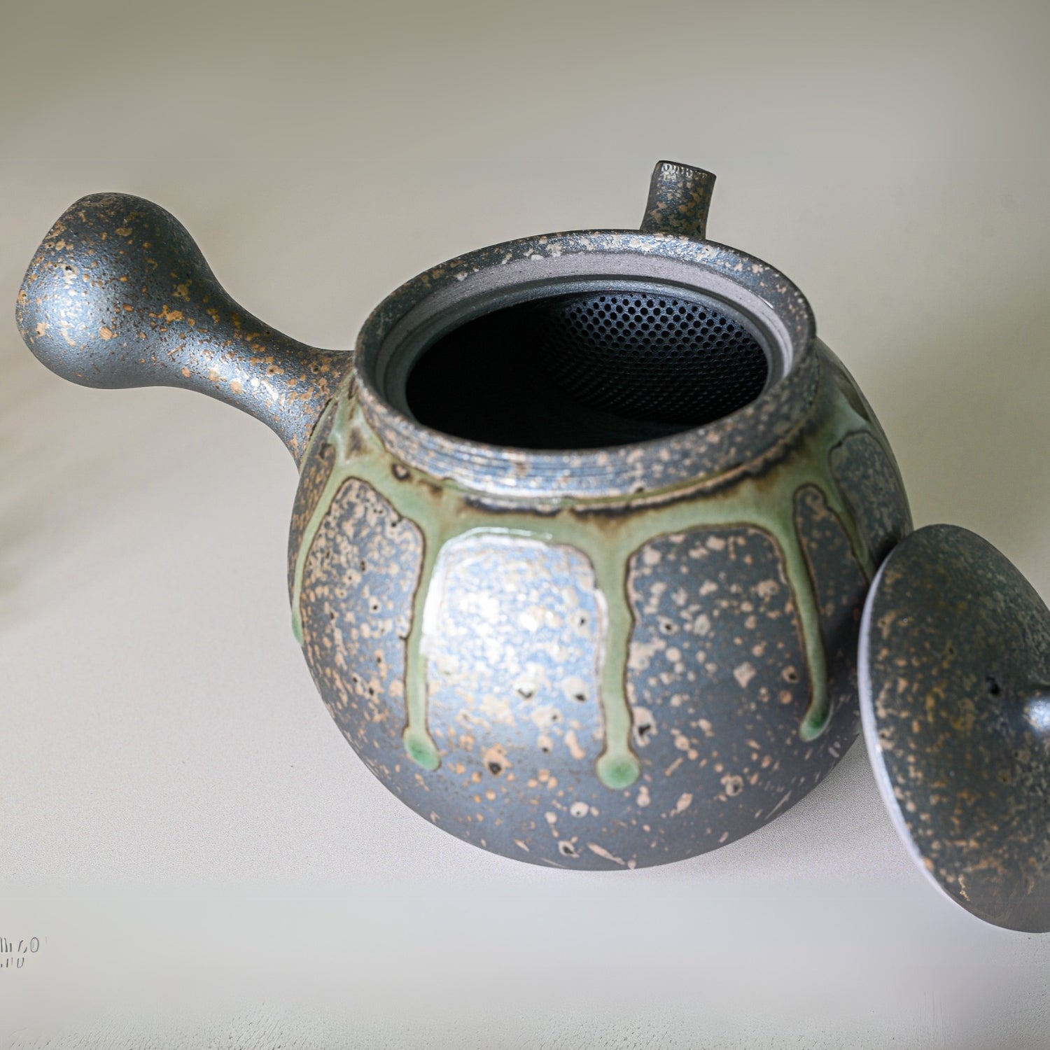 Japanese Kyusu Set - Teapot with Filters (230ml) and Two Cups by Aprika Life