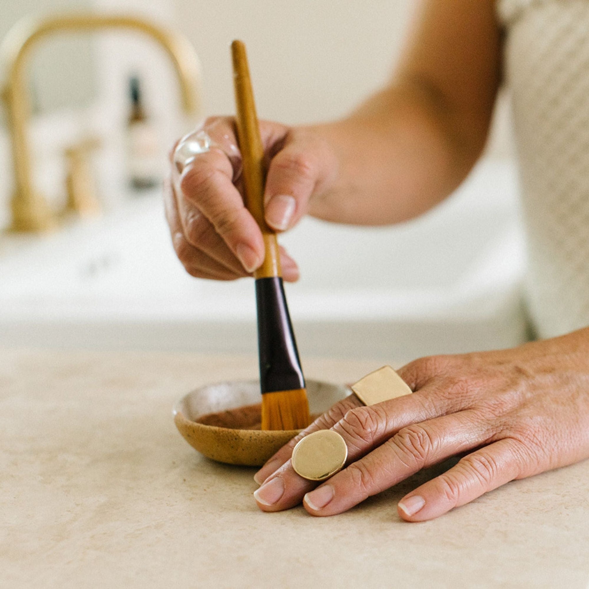 Face Mask Brush by Moon Bath